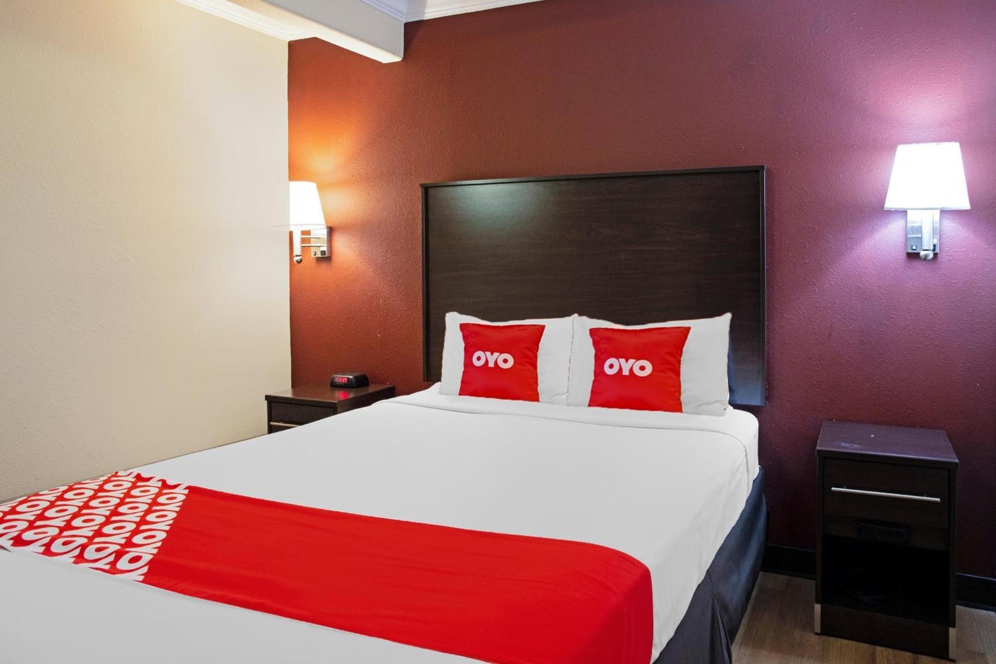 Oyo Hotel Mcallen Airport South Exteriör bild