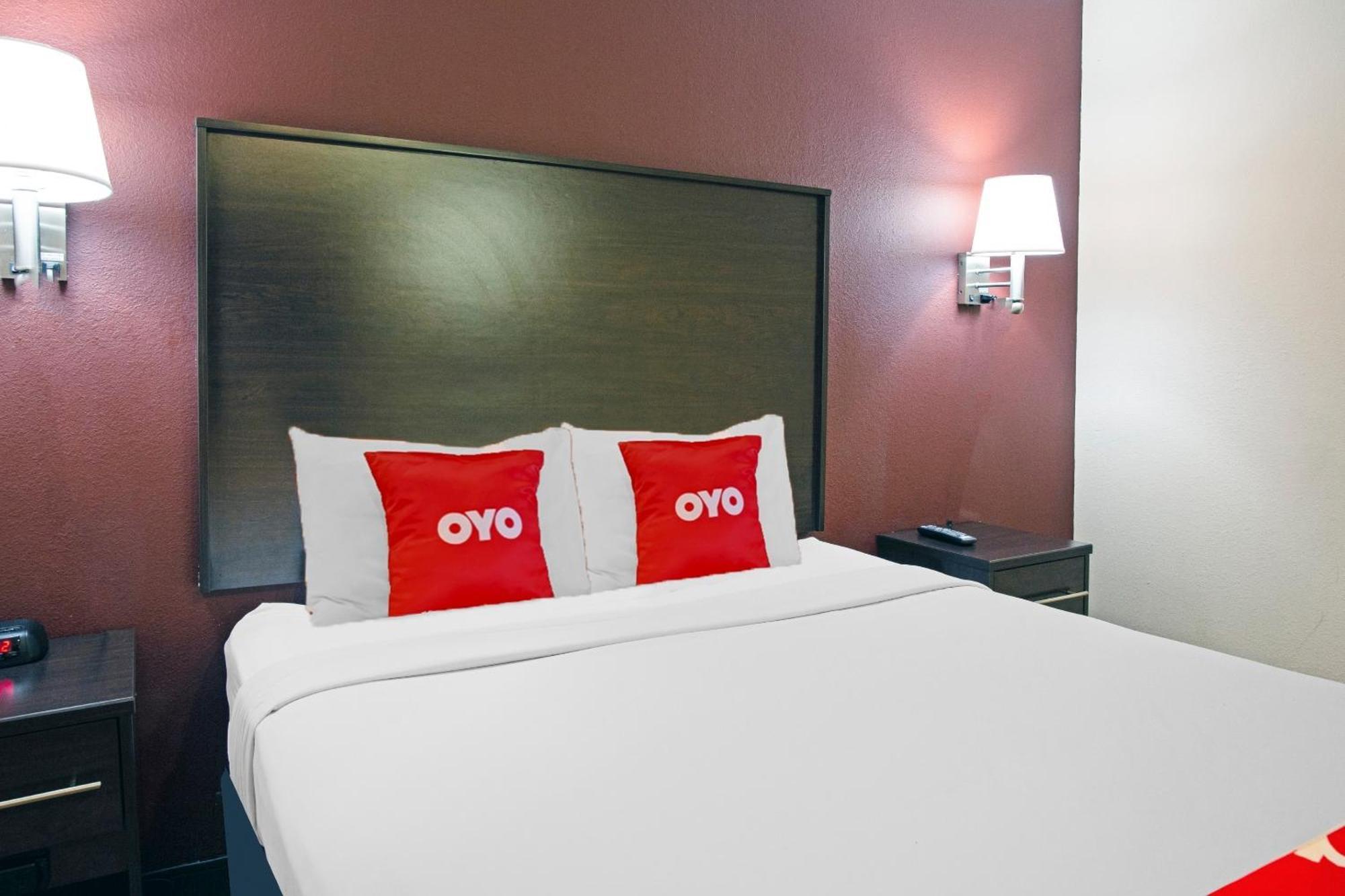 Oyo Hotel Mcallen Airport South Exteriör bild